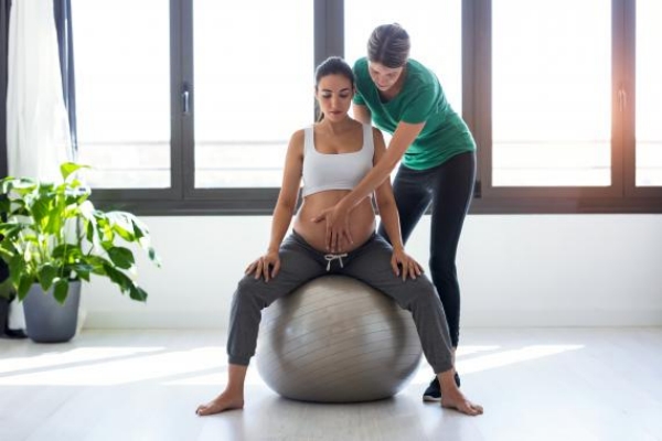 Coach sportif pour femme enceinte : un métier de plus en plus prisé