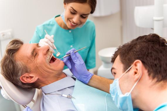 Restauration dentaire directe ou indirecte : laquelle choisir ?