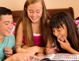 Psychologie de l’adolescence : comprendre les défis et les changements psychologiques de vos enfants